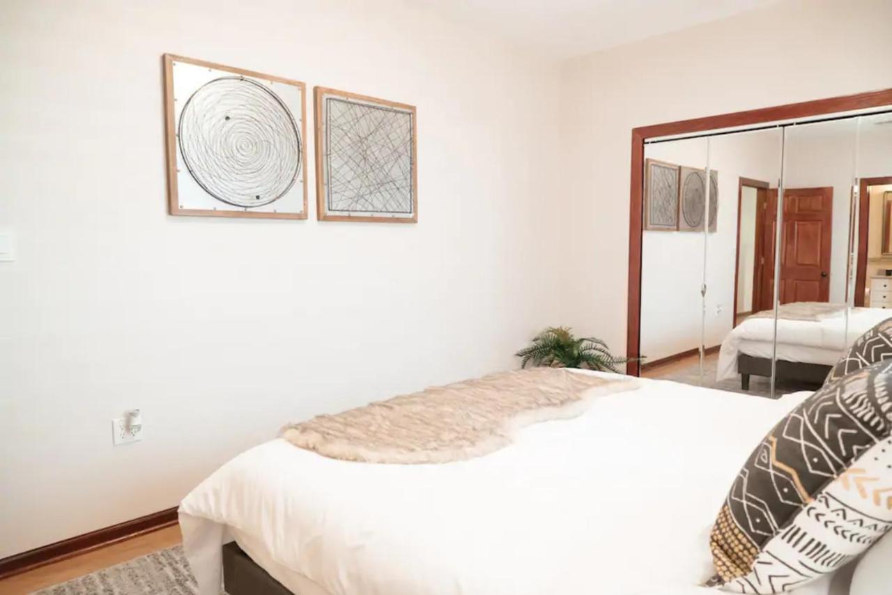 2Br Airy & Tidy Apt With Free Covered Parking - Central Modern 시카고 외부 사진