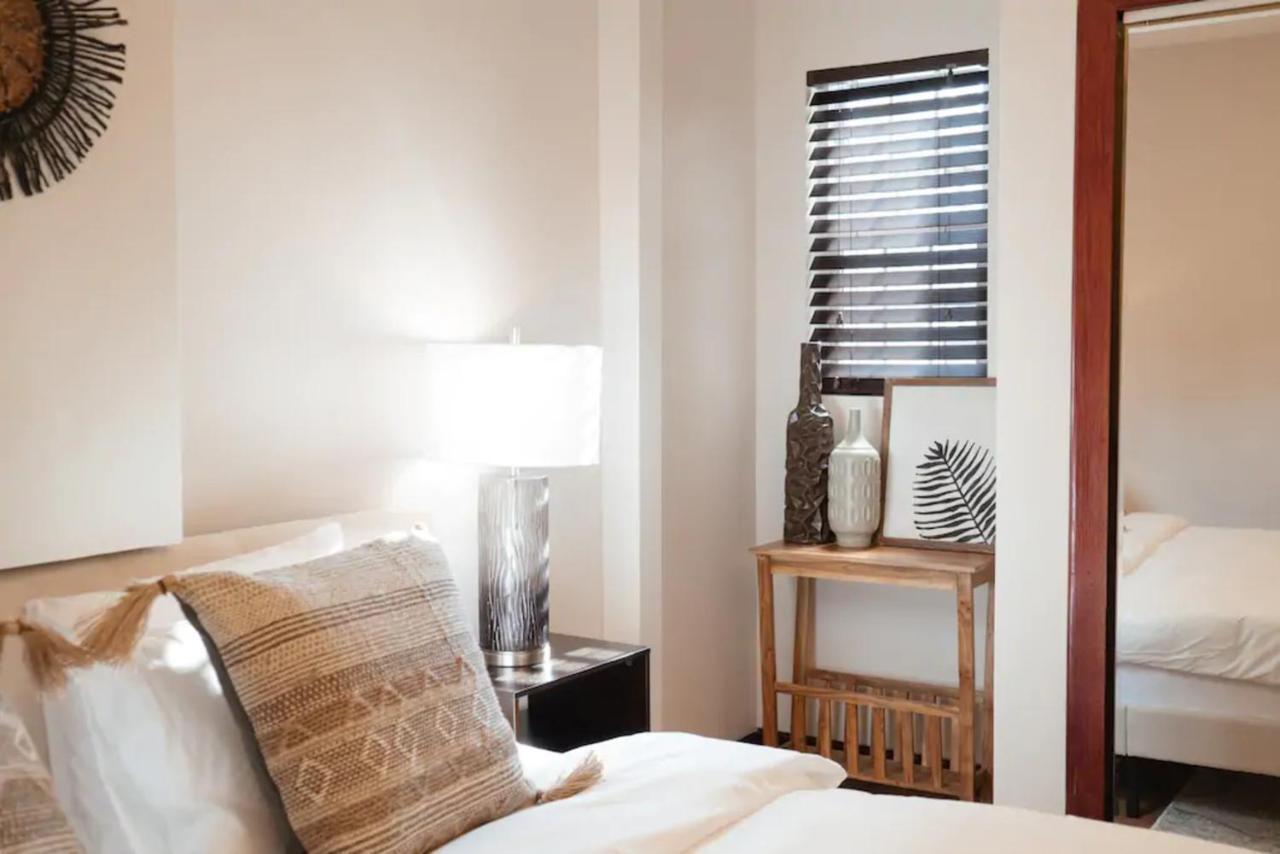 2Br Airy & Tidy Apt With Free Covered Parking - Central Modern 시카고 외부 사진